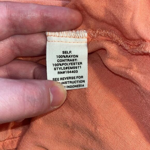 Women’s E&M Peach Casual Short Sleeve Too Textured Dots and Eyelet Cutouts - Picture 7 of 7